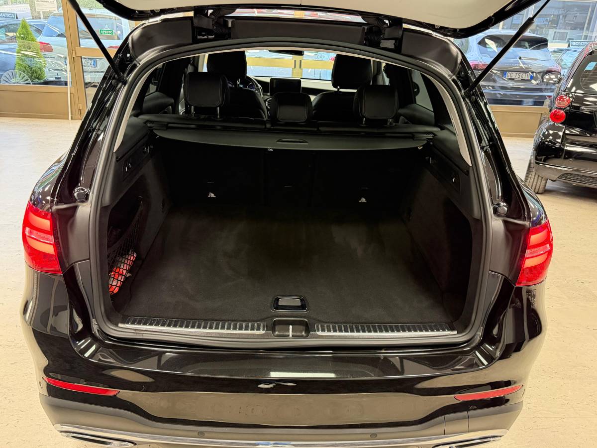 MERCEDES GLC 250 4 MATIC PREMIUM